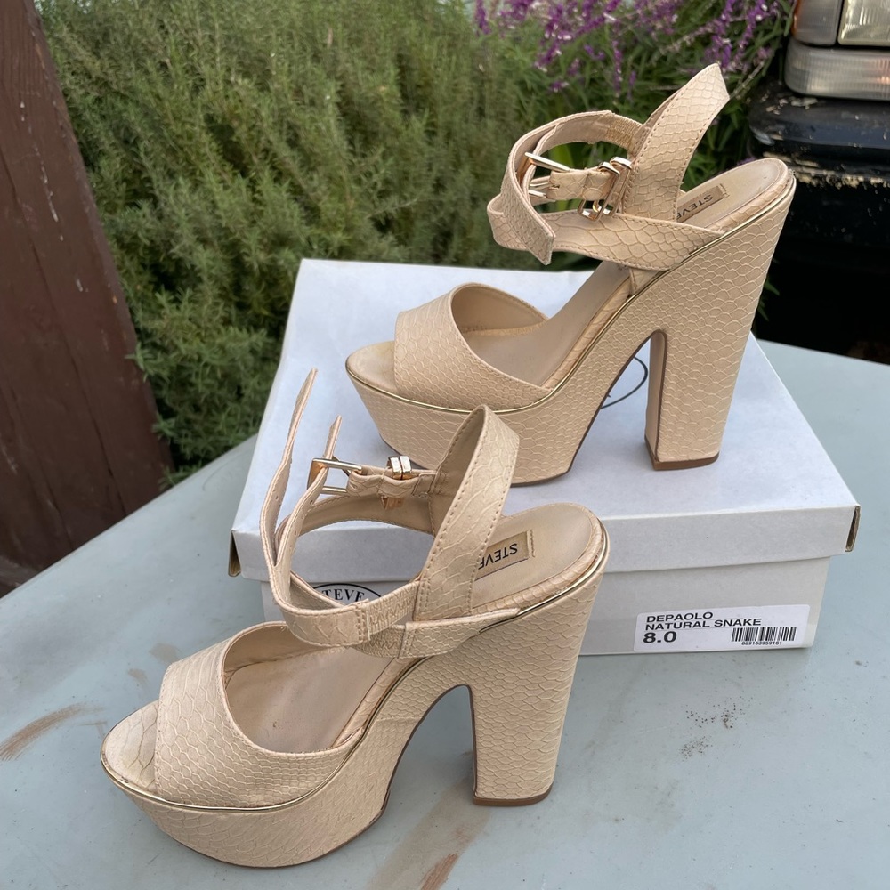 STEVE MADDEN Depaolo Platform Heels women’s size 8